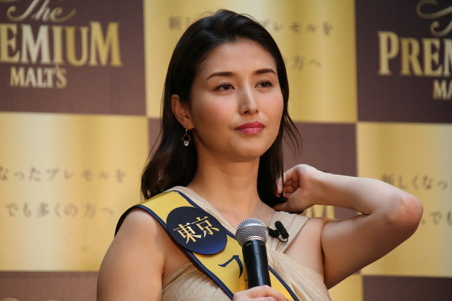 橋本マナミが山形大医学部「健康大使」に　山形出身、花笠祭りで医学部山車に乗ったことも