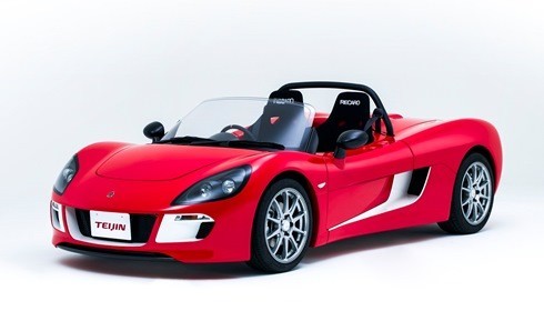 「世界初」の爽快ドライブ？　ピラー（柱）ないフロントウインドー車が誕生へ