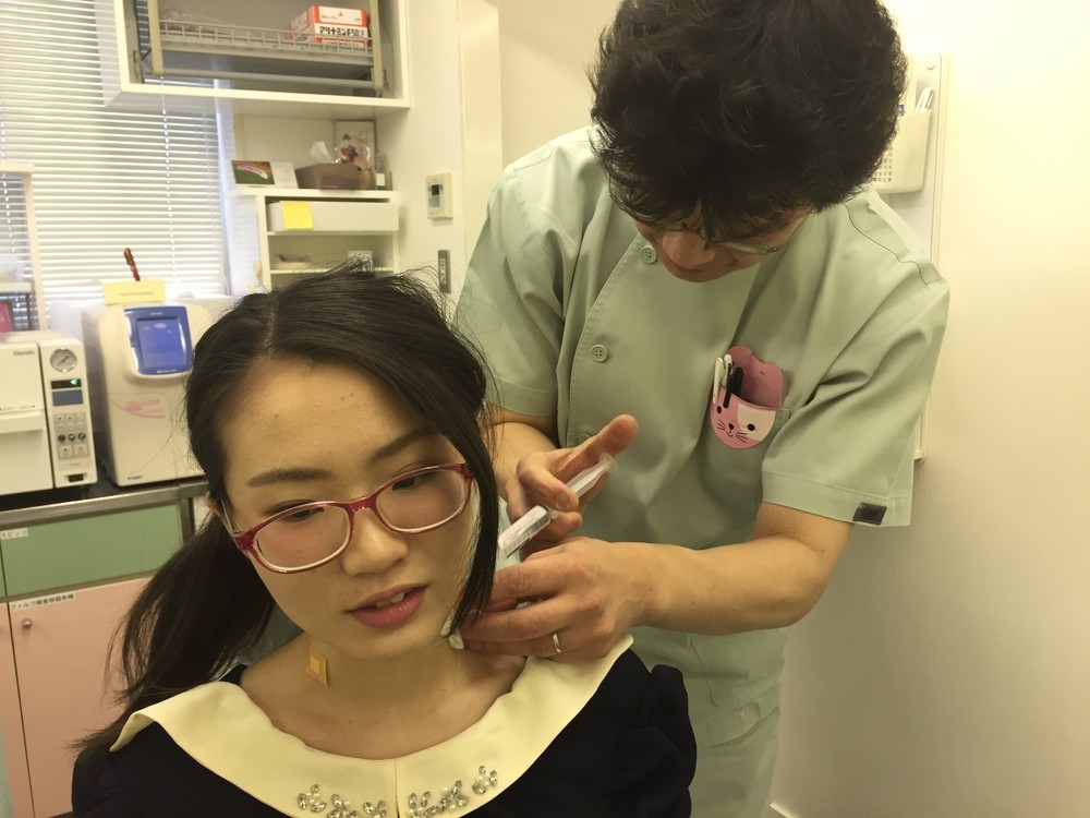 レディー・ガガと同じ難病　「ご当地タレント」全身40か所注射の壮絶闘病