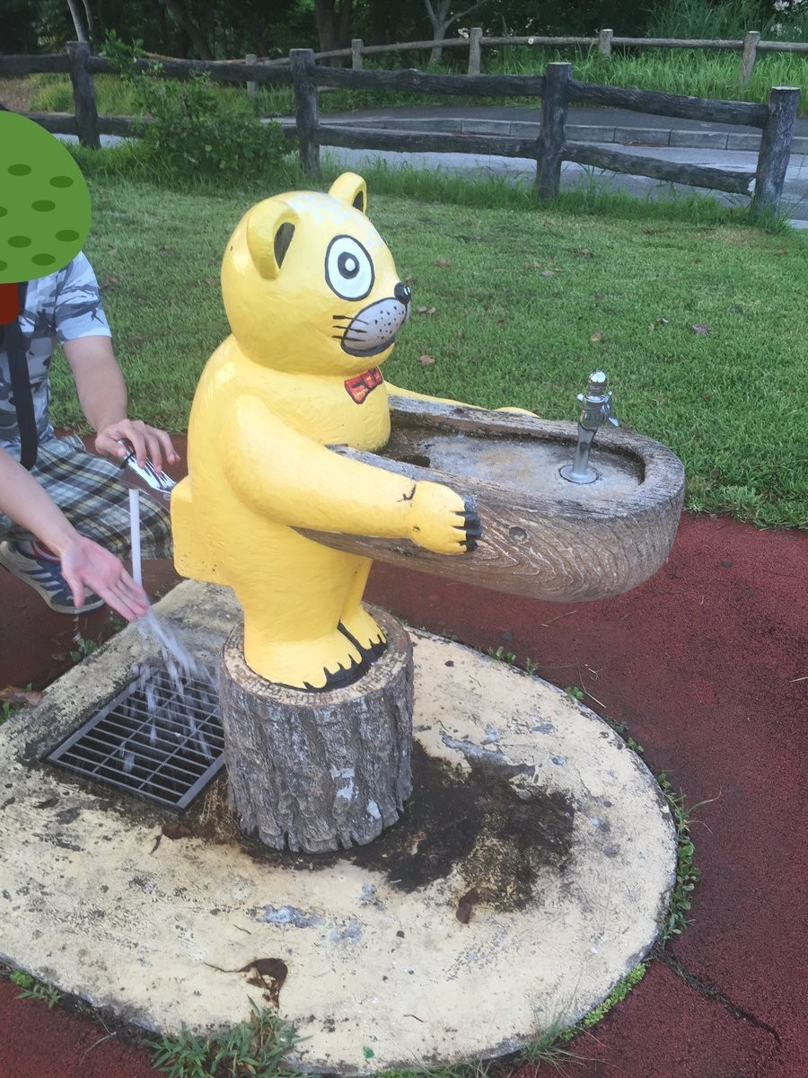 くまの稚雪?（＠milk_tea_ex）さんの写真。前半分だけ見ればまだ普通なのだが……
