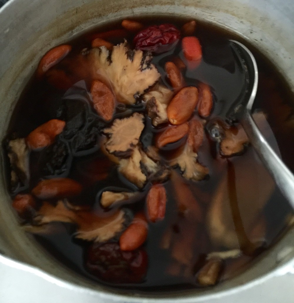 友達が処方してくれたゴジベリー入りスープ
