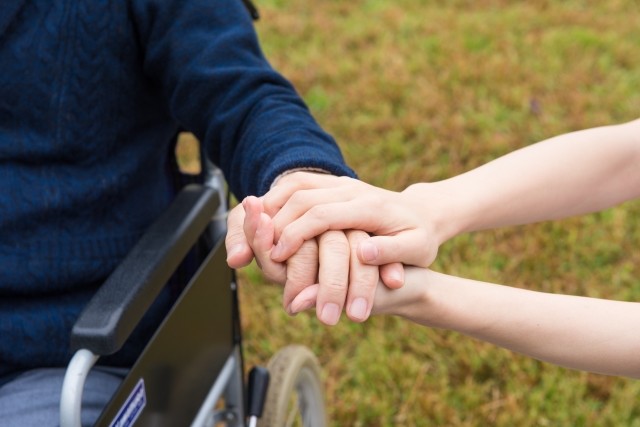 難病の筋萎縮性側索硬化症の治療に光　東大がiPS細胞で運動神経の作製に成功