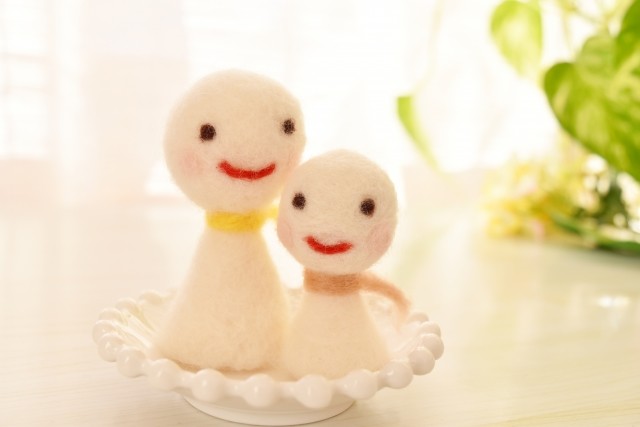 風呂上がりに裸でウロついてない？　子どもの脳を変形させる「虐待」かも