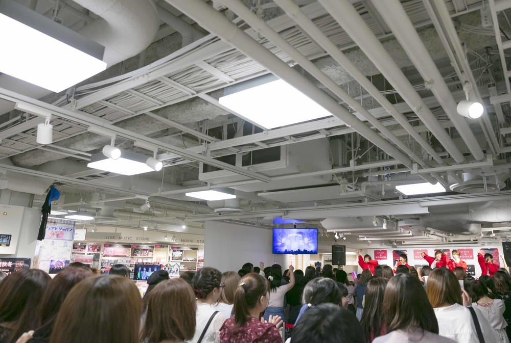 キャンペーン開始後の10月1日の公演。以前より明らかに動員が多かったという