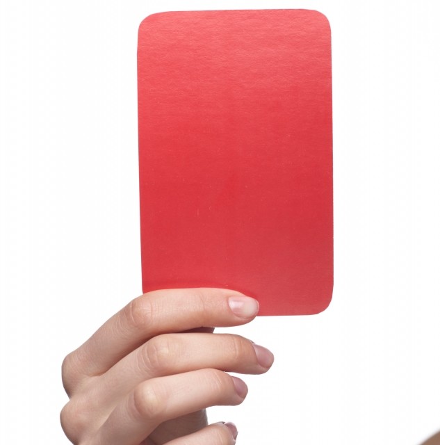 試合中の「放尿」で一発レッド！　英サッカーでまさかの「珍」事