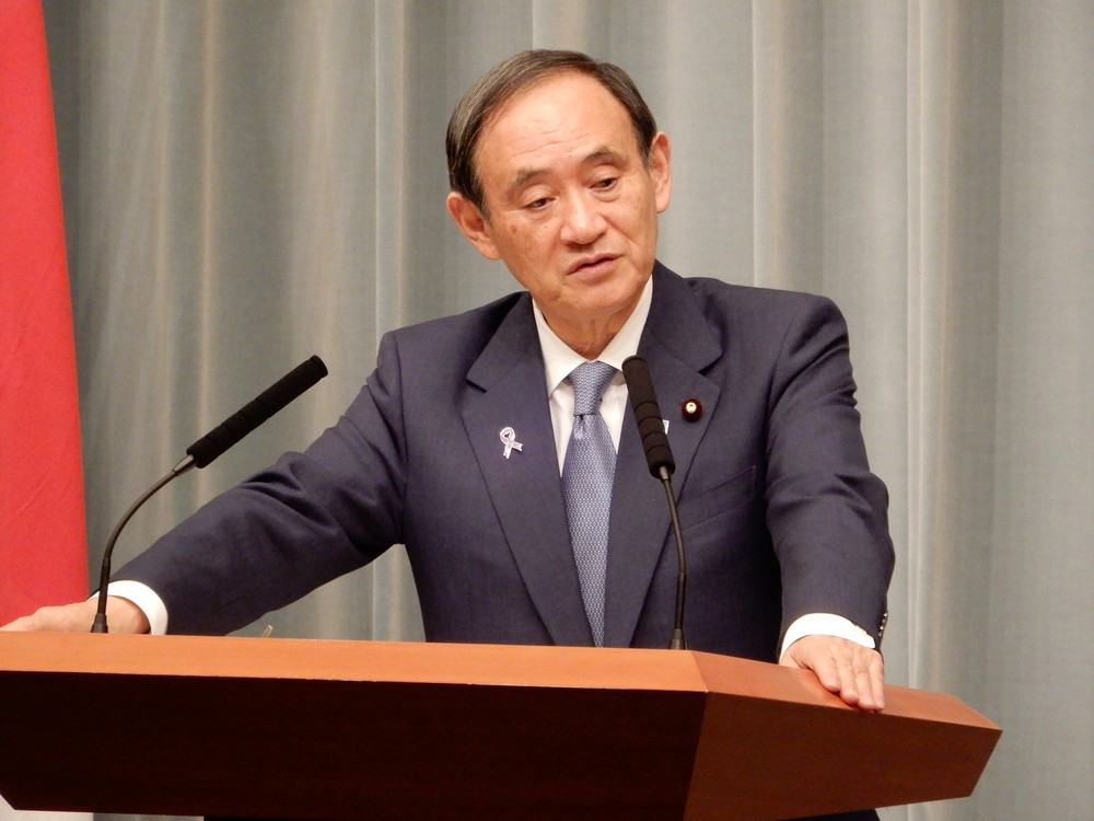 韓国「慰安婦記念日」制定に菅官房長官「極めて強い違和感」