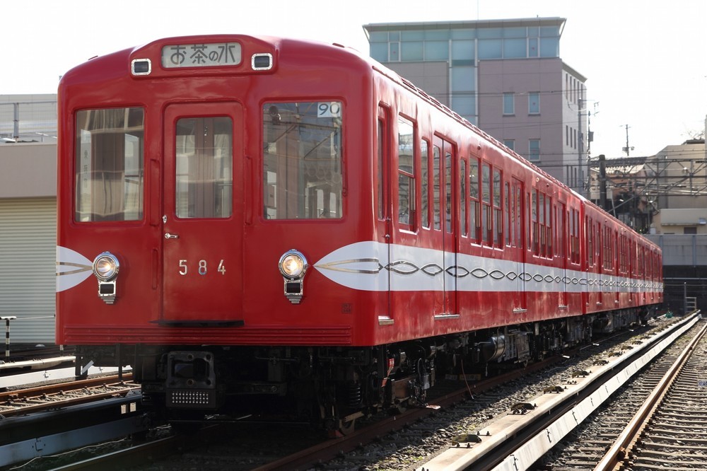 20年ぶりアルゼンチンから里帰り　丸ノ内線「赤電車」、イベント列車で復活なるか