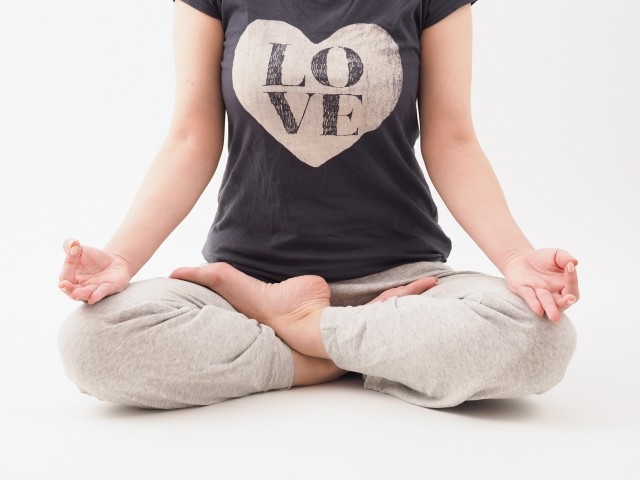 年末年始、お坊さんに学ぶ健康法　「拭き掃除」「座禅」「おかゆ」