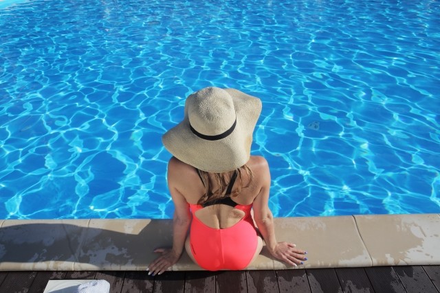 20代なのに骨粗しょう症で背骨ボキッ！　女性の「骨」ケアと「骨ホルモン」の秘密