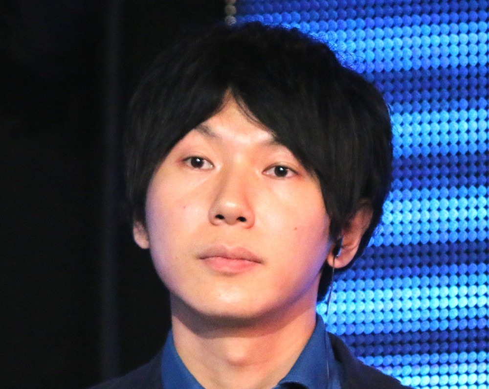 ネットで物議の牟田阪大教授、こんどは安倍首相と会食の古市憲寿に茶々