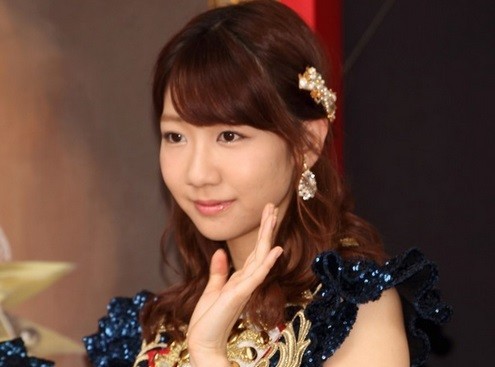 柏木由紀が「びしょぬれ」ショット　「反則...」とファン悶絶