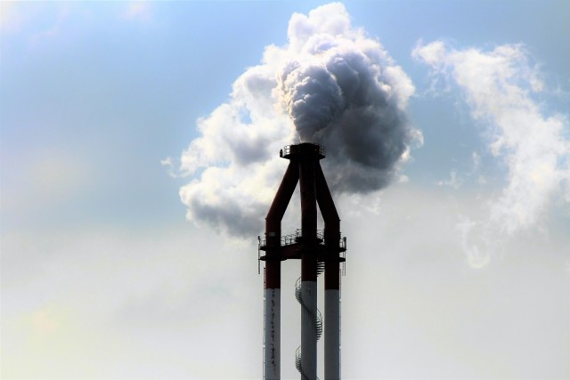 中国「脱石炭」政策の迷走　「厳寒にガス欠」で起きた怨嗟の声