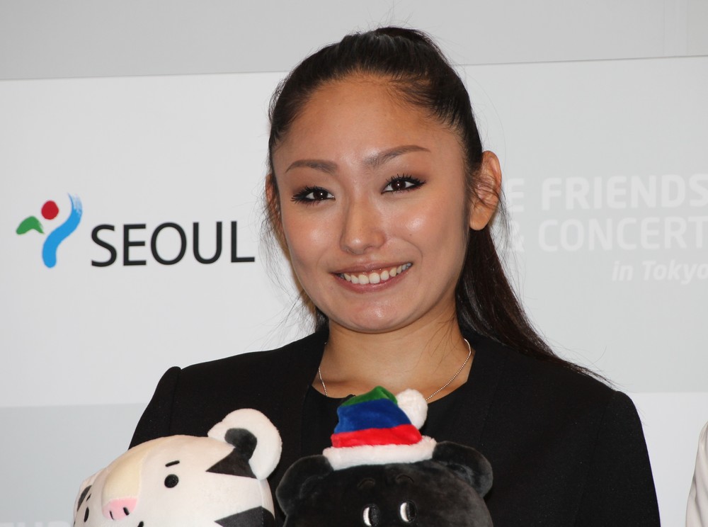 安藤美姫、チャン・グンソクと顔寄せ2ショット　「ちかーーーーーい！！！」と注意喚起の声も