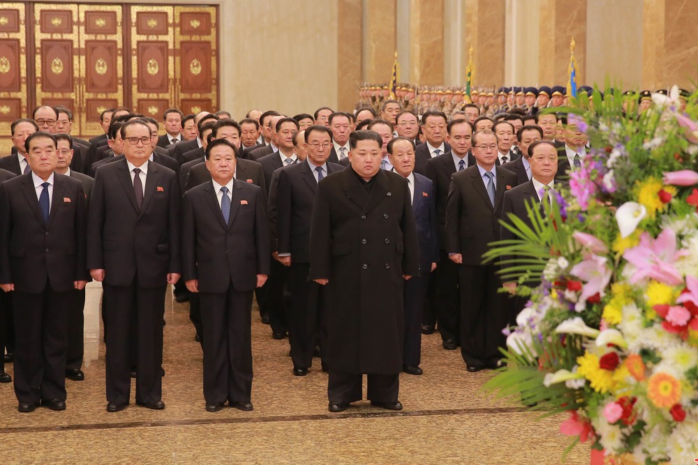 「ほほえみ外交」の裏で...　労働新聞が「核強国」を強調