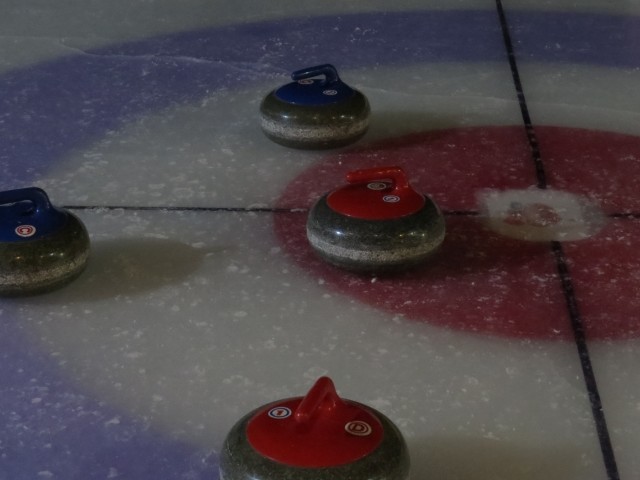 カーリング選手がドーピング？　「必要ない競技かと...」と驚く声も