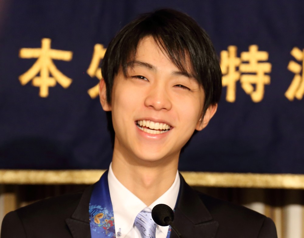 羽生結弦、「美女と変顔」が変　「変じゃなさすぎ」「魅力的」