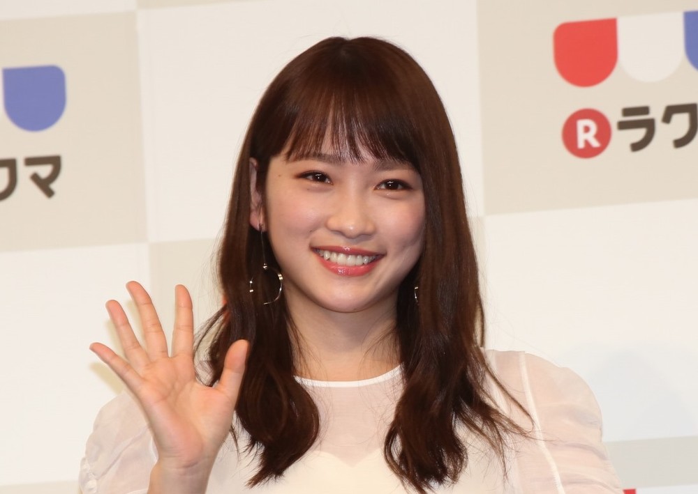 川栄李奈が「塾生代表」TV企画に「大丈夫？」　過去には「センターバカ」の称号