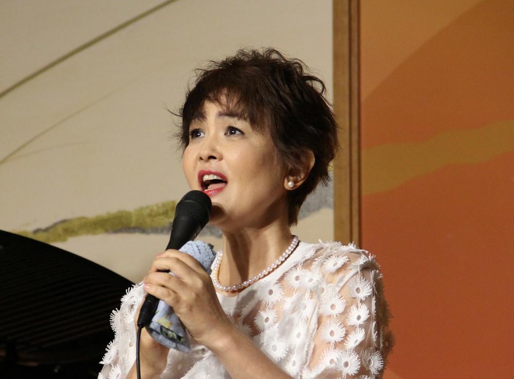 「自分の道徳観が通用すると思っている時代錯誤感」　泰葉、「レスリングの学長」らに毒づく