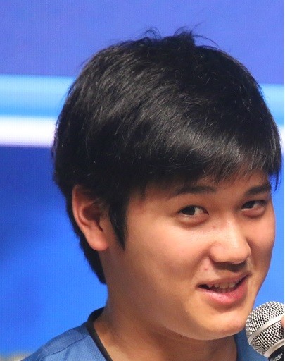 大谷、「ゴロばかり」不安を払しょく　初ホームランで「儀式」も経験