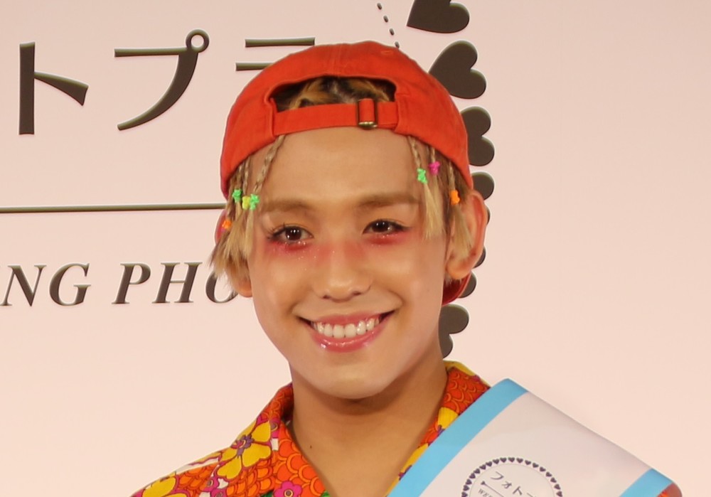 りゅうちぇる悩み吐露「マスクとCAPしててもすぐバレる」　ファン「目元でバレます」