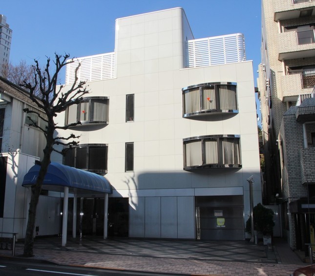 元関西ジャニーズJr.メンバーが「渋谷脱退」に言及も...　ファン反発「一緒にするな」