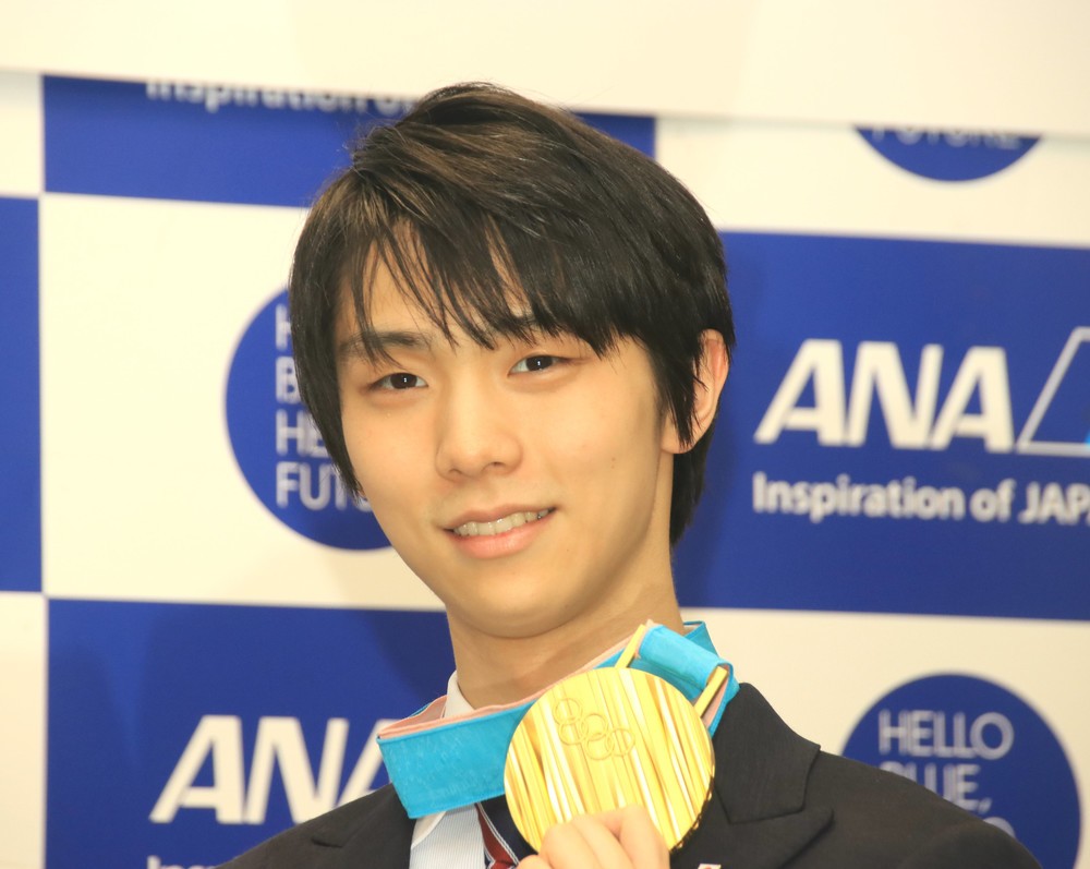 羽生結弦パレードで「ルール」違反　数百人「場所取り」で「落し物」続出