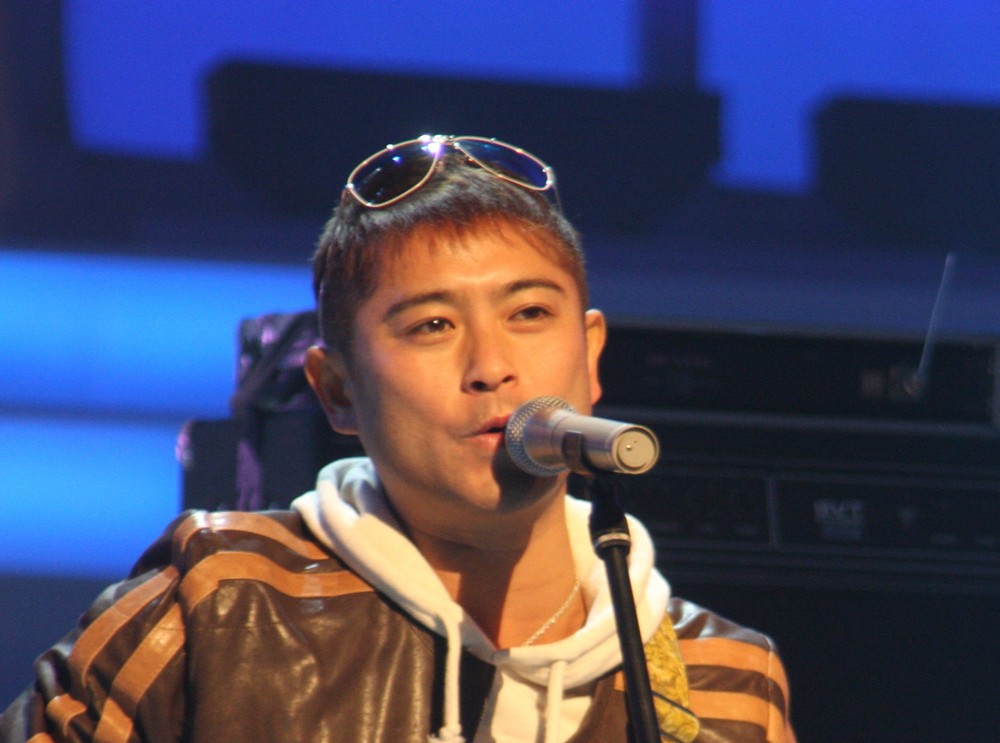 TOKIO山口事件、中条きよし「2人もいたら、蹴飛ばして逃げられる」発言に批判殺到