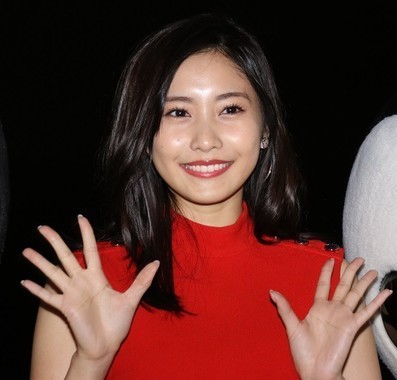 佐野ひなこは「お母さん思い」　母の日のプレゼントは...