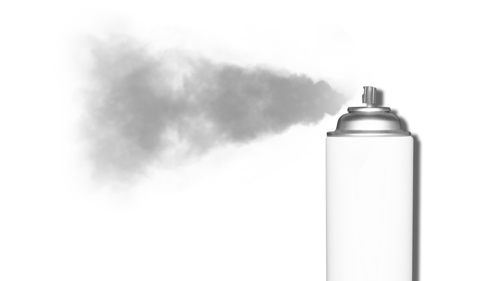 海外で流行の「デオドラント・チャレンジ」に注意呼びかけ　肌に傷残る人も