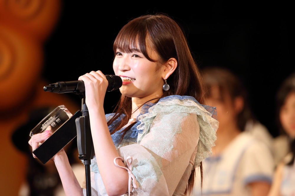 「1票への感謝」についてツイートしたNMB48の吉田朱里さん
