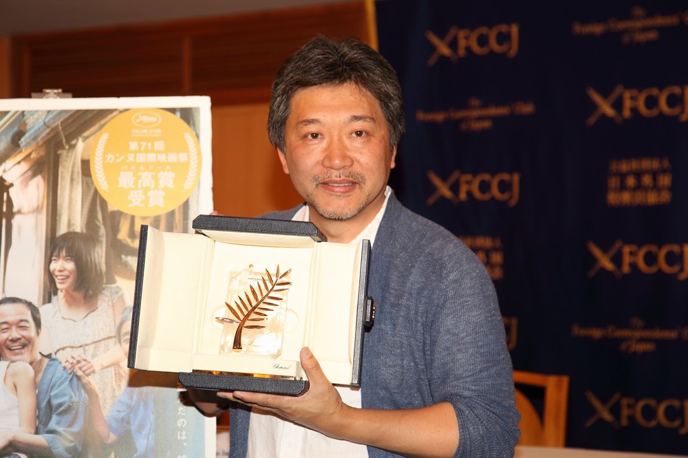 是枝監督が会見　「安倍批判」騒動にも「個人的にはすごく前向き」