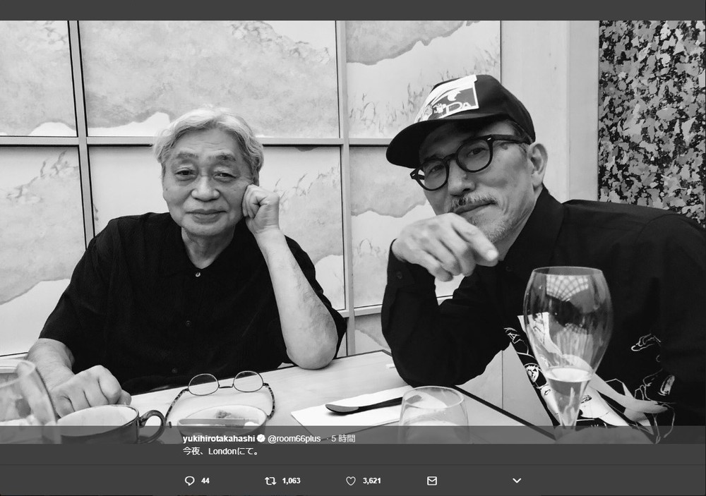 高橋さんのツイッターより、細野さんとのツーショット。