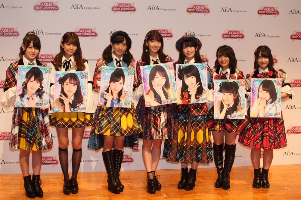 ゲームでは撮り下ろし写真を使ったカードも手に入る
