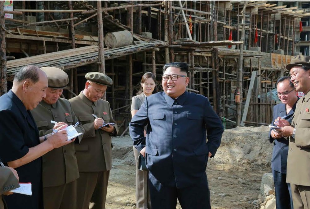 正恩氏、またご立腹　鉄道手抜き工事で「やり直せ」