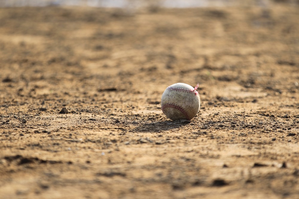 金足農「伝令」選手のファインプレー　大差でもギャグ披露...マウンドに笑顔届ける