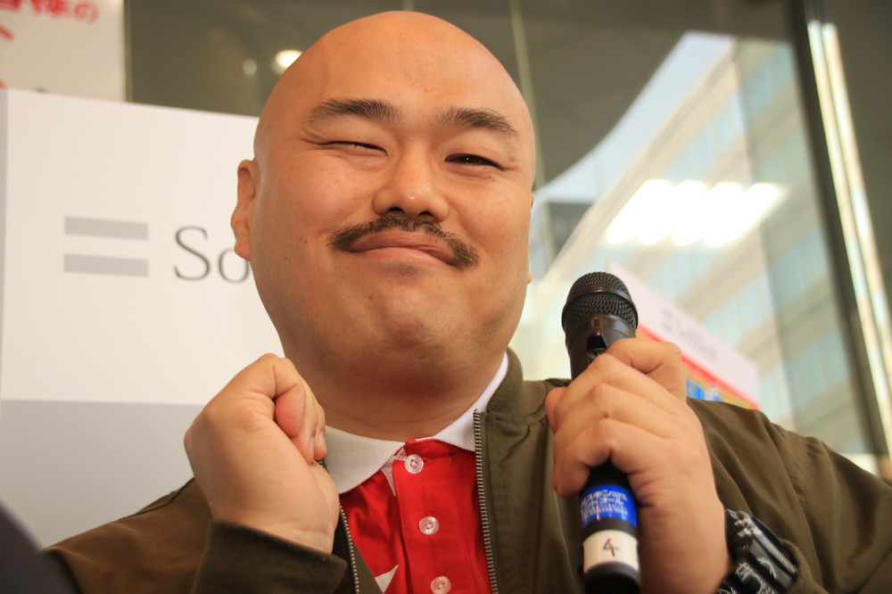 クロちゃん、自分の好感度アンケートで「スキ96％」と発表　ツッコミ殺到