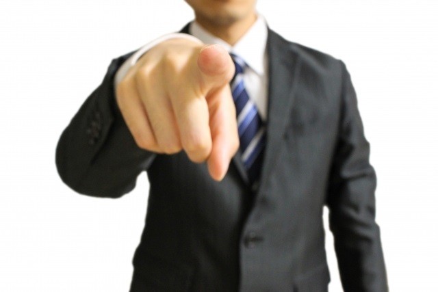 「クレーマー・ハラスメント」客からの暴力、土下座強要...7割超が経験