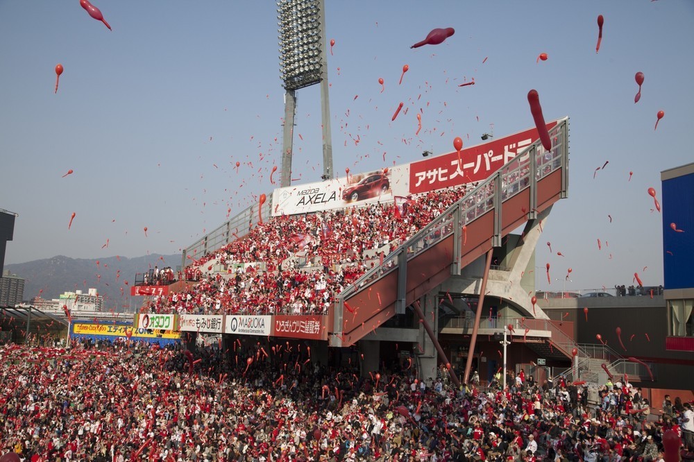 カープ球団、ビジターファンに冷たい？　DeNA戦後の対応に「おかしい」の声次々