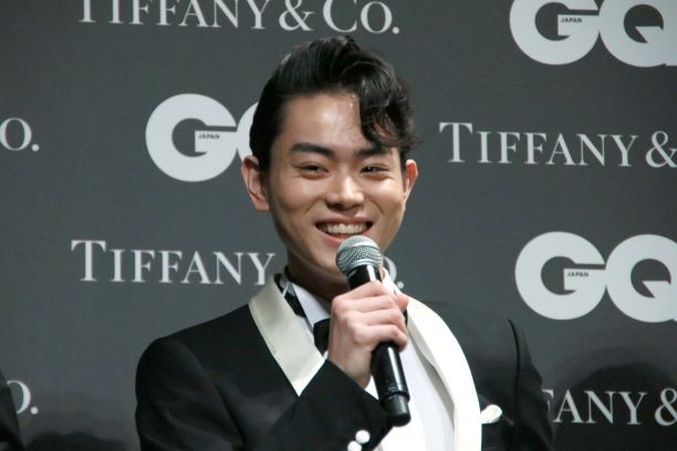 菅田将暉は「理論派なのに野性味で勝負したがる」　先輩・中村倫也語る人気俳優の内面