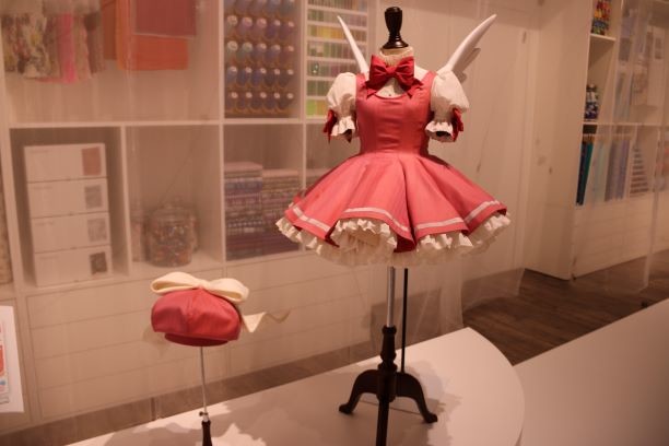 展覧会の様子（2018年10月撮影）（C）CLAMP・ST／講談社（C）CLAMP・ST／CCSE
 