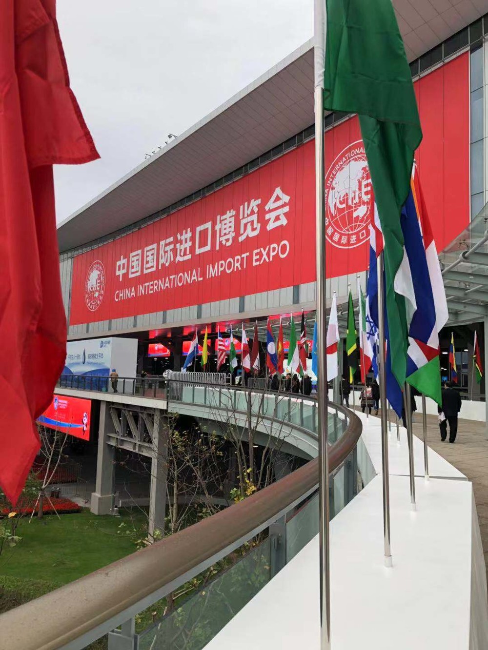 上海国際輸入博の会場。ブース総面積は東京ドーム６・５個分に達した