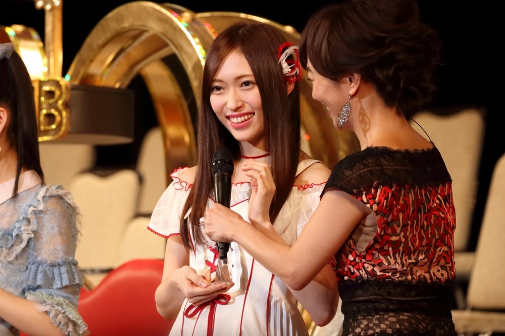 ファンの男2人が暴行...　NGT48山口真帆のすすり泣き動画告白が波紋