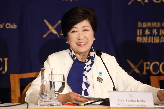 自民・二階幹事長「小池支持」表明　都知事選まで1年半、早くも腹の探り合いが