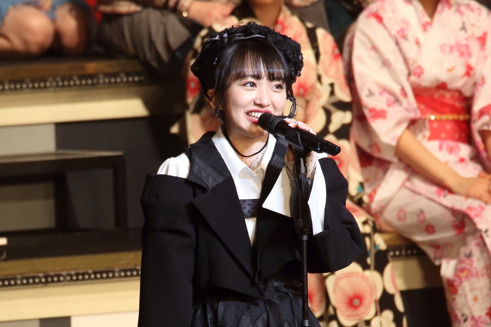 総監督就任に向けて決意表明するAKB48の向井地美音さん（2019年1月撮影）