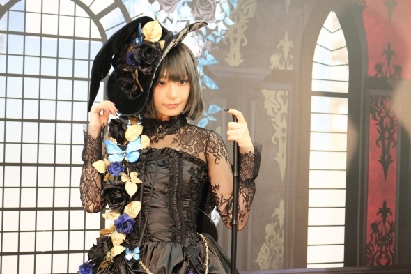 参加者のリクエストにも応えて様々なポーズを見せた