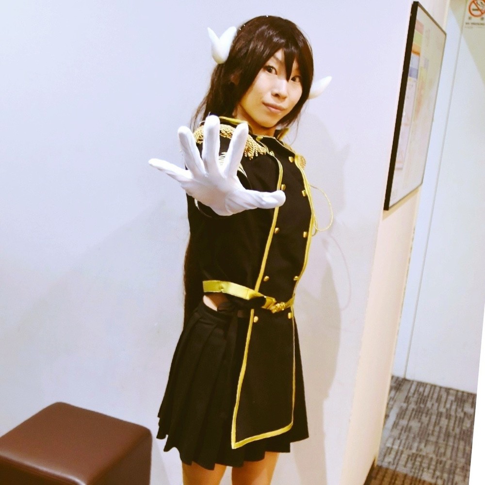 「1000RTいったらコスプレしましょうか」→公式から衣装が！　女性店長、アズレン「三笠」姿で横須賀盛り上げ