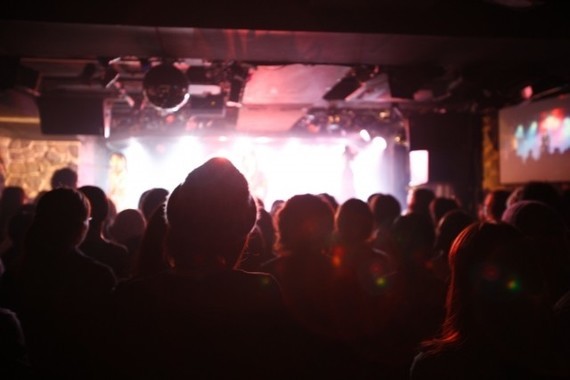 チケット転売禁止法、早くも透ける限界　施行でどこまで「変われる」のか