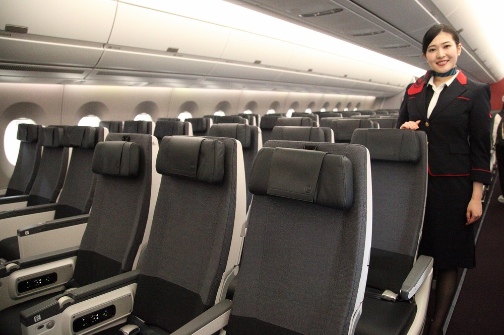 エアバスA350型機には新シートが導入された。写真は普通席
