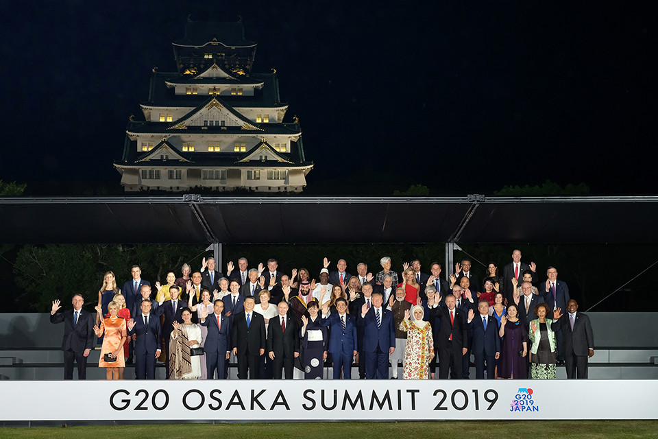 安倍首相、大阪城にエレベーター設置は「大きなミス」　G20発言に「バリアフリーに逆行」と批判相次ぐ