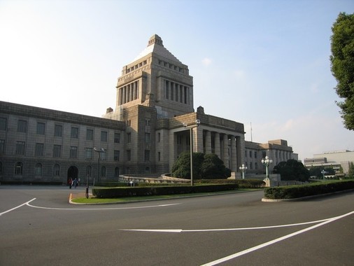 日本の将来に「悲観的」が5割近く　参院選で問われているコト